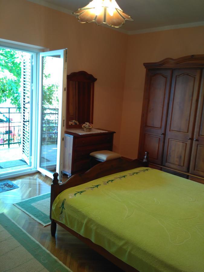 Apartmani Villa Radovic Risan Bagian luar foto
